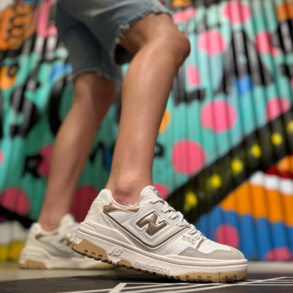 NEW BALANCE 550